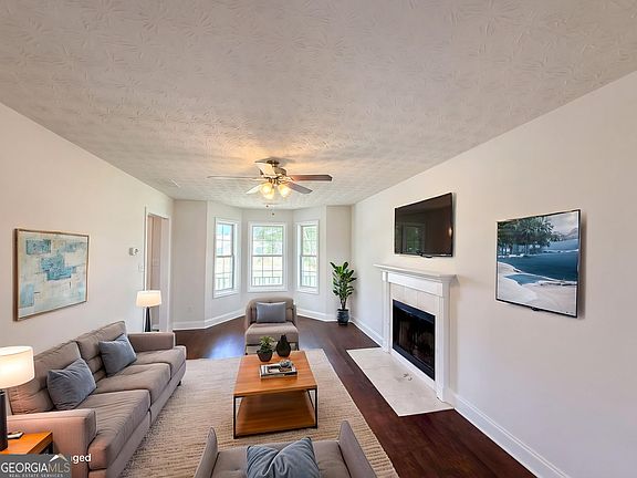 2nd image of 1003 Brynn Dr