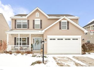 9954 Colmanara Dr, Aurora, OH 44202