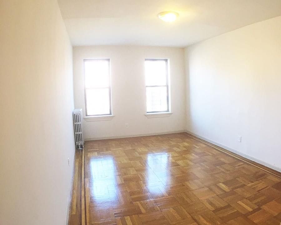 2nd image of 3070 Buhre Ave #2H
