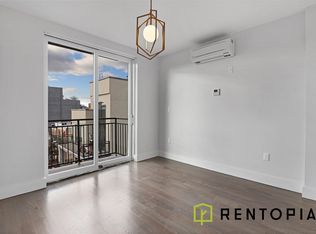 322 Graham Ave #2D, Brooklyn, NY 11211