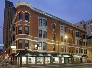 806 N State St APT 14, Chicago, IL 60610