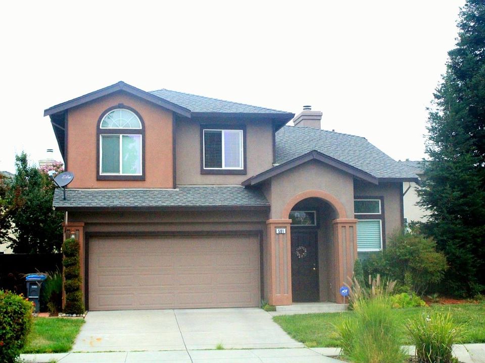 1st image of 591 Hoover Ct