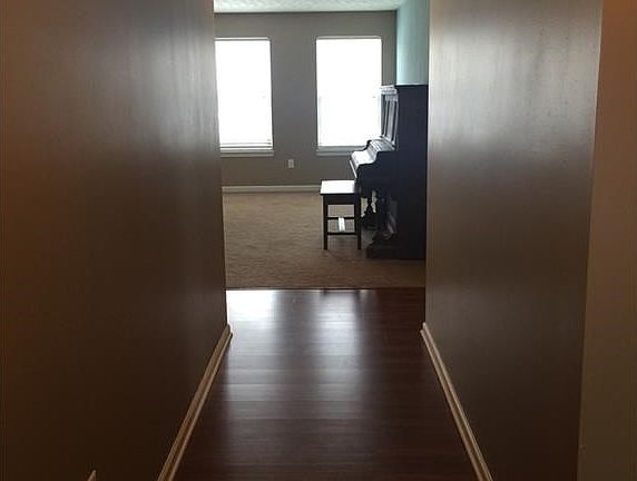 Hallway to Great Room, Kitchen and Master Suite