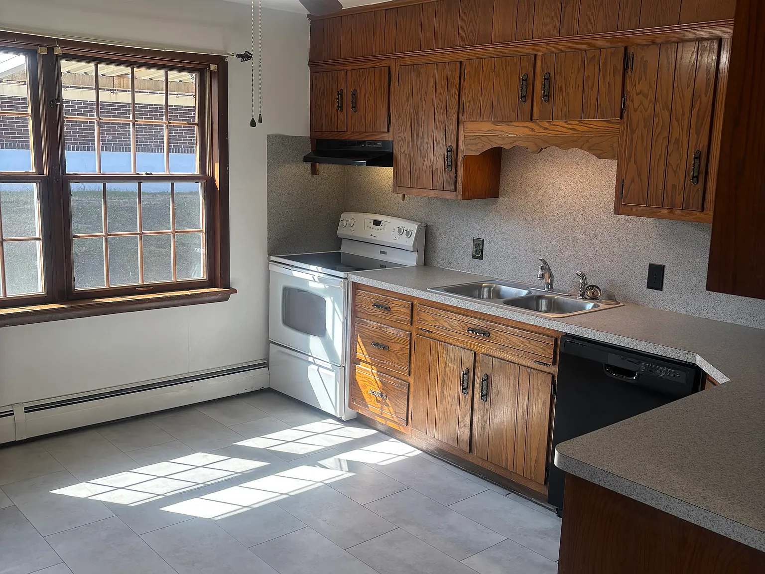 24 E Walton St — Photo 1
