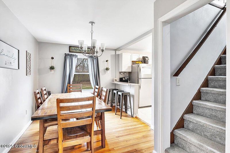 5th image of 56 Willowbrook Avenue