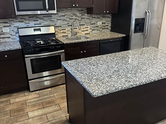 5th image of 5822 S Michigan Ave #1