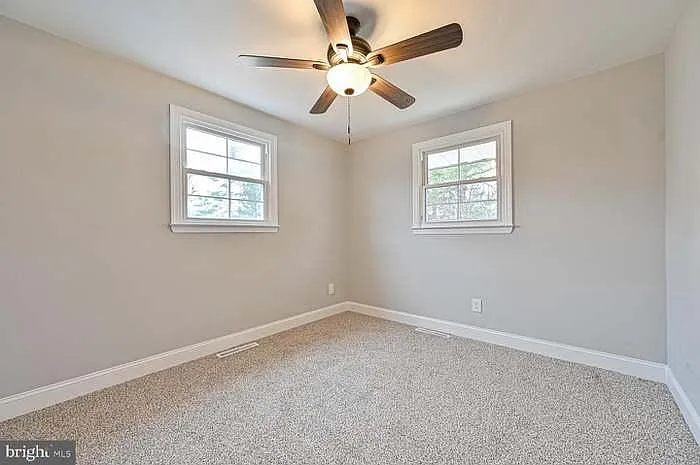 1208 Cedar Ave — Photo 5