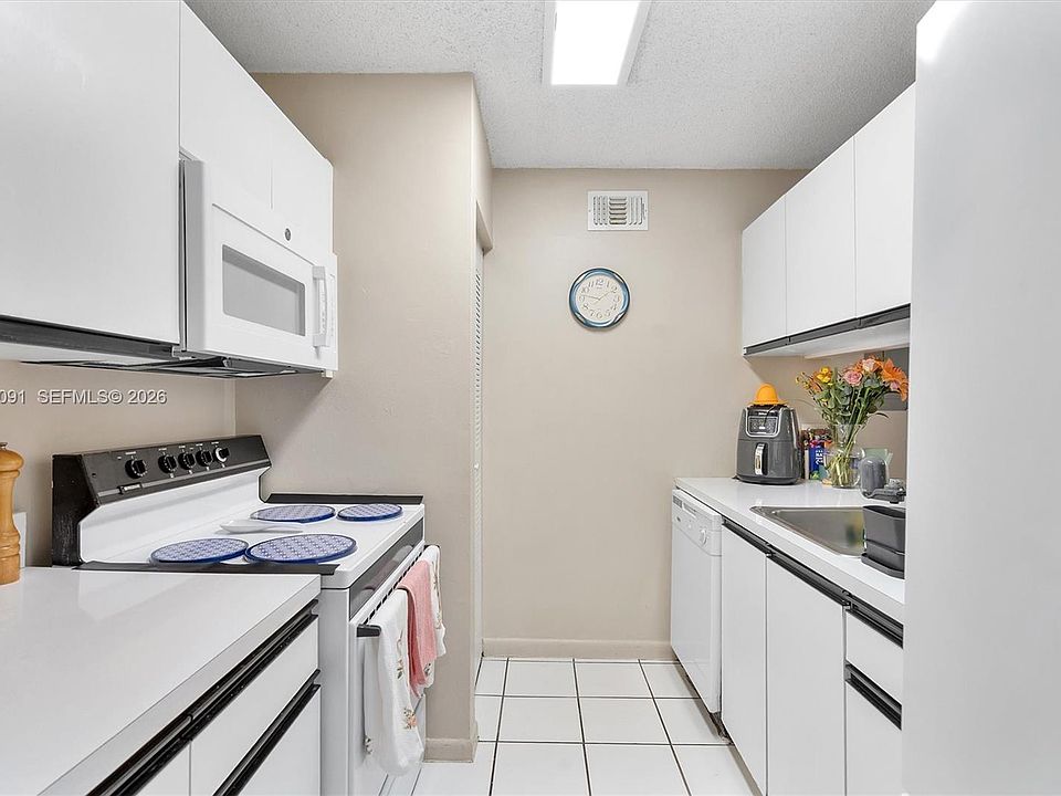 1st image of 15635 SW 74th Circle Dr APT 11