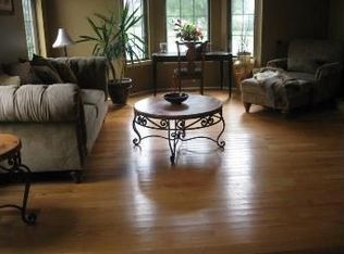 261 Amberfield Dr, Mount Laurel, NJ 08054