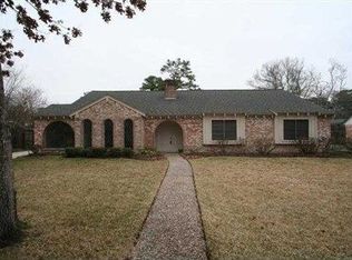 5930 Pebble Springs Dr, Houston, TX 77066