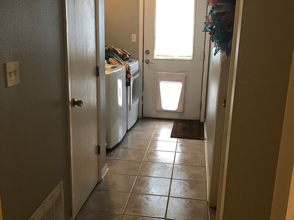2nd image of 310 Russell St