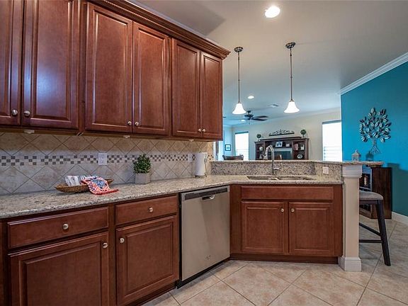 5th image of 5448 Sunset Falls Dr