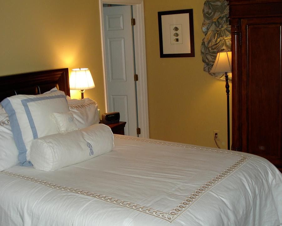 guest bedroom
