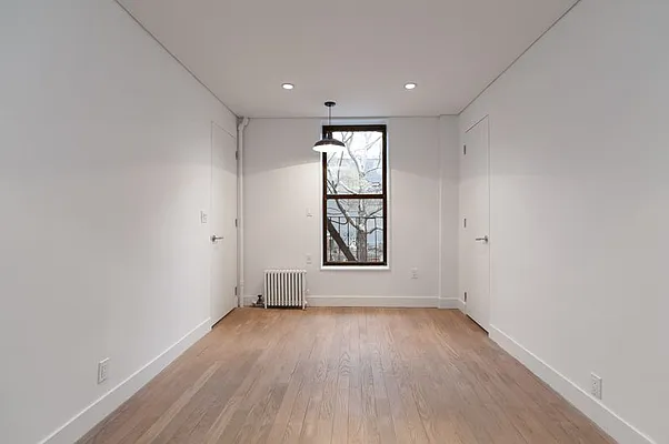 Rented by Veracity NYC LLC | media 5