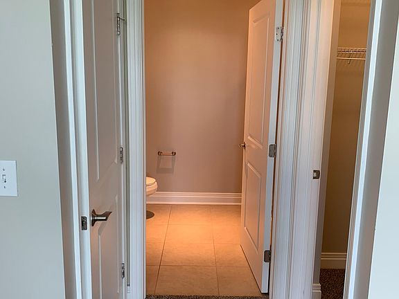 5th image of 1370 Grandview Ave #1wgvhkbmb
