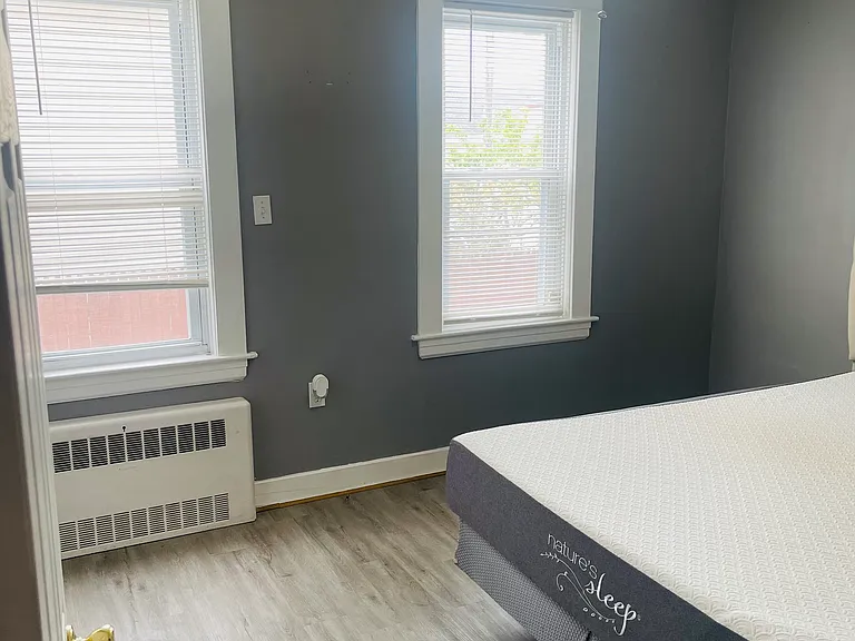 11 Maynard St #1 — Photo 9