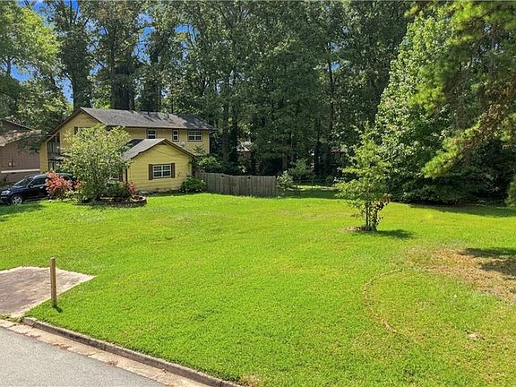 2nd image of 6600 Buckhurst Trl #4