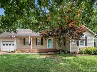 824 W Stokes St, China Grove, NC 28023