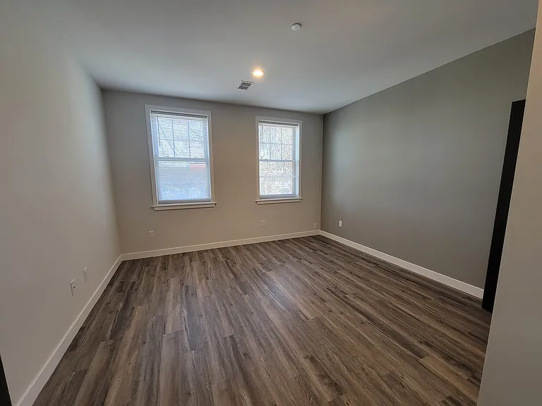 729 N 38th St #2 — Photo 13