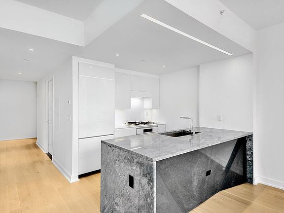 3rd image of 400 Park Ave S #30D