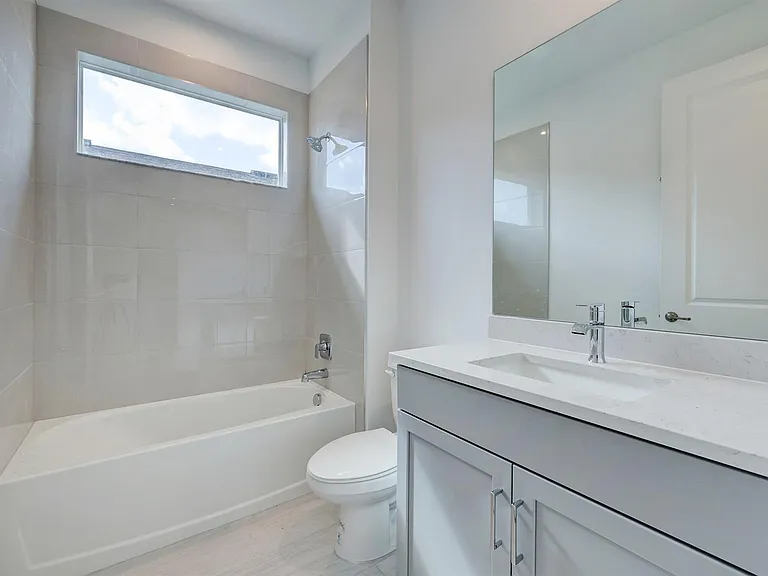 12712 SW Eleanor Dr — Photo 27