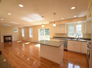 10 Huckleberry Ln, Randolph, MA 02368