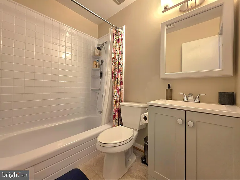 2805 Balliett Ct — Photo 15