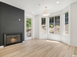 200 Caldecott Ln UNIT 208, Oakland, CA 94618