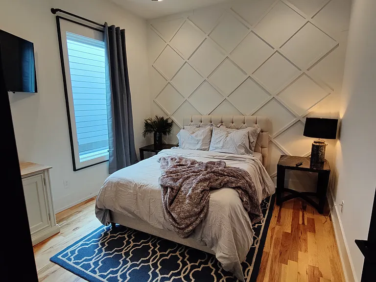 2700 Bronte Ave #B — Photo 2