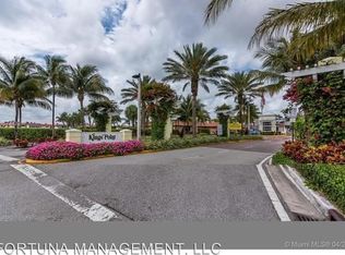 63 Burgundy Dr #B, Delray Beach, FL 33484