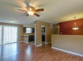 12624 S Locust St, Olathe, KS 66062