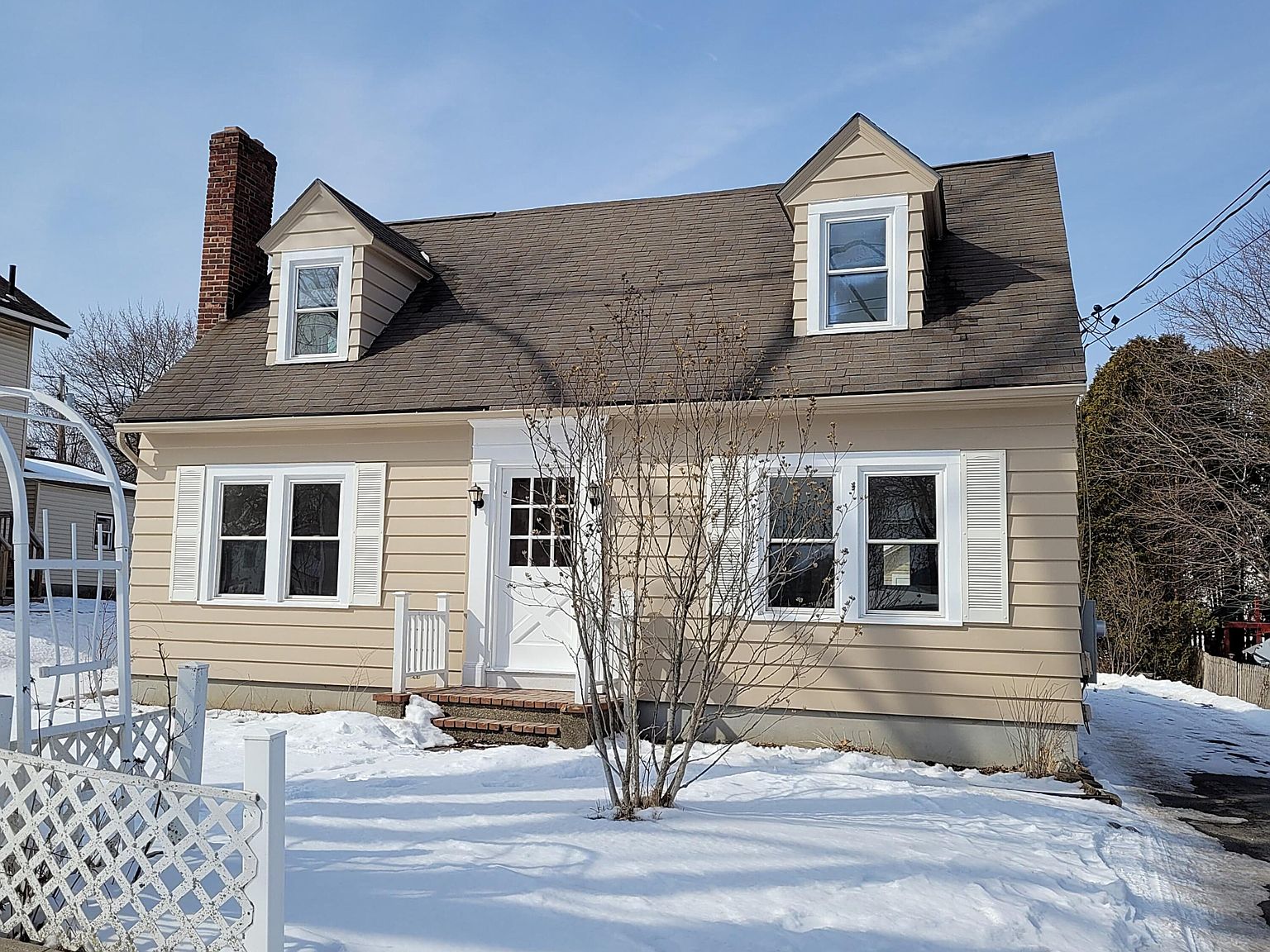 33 Connecticut Ave, Pittsfield, MA 01201 Zillow