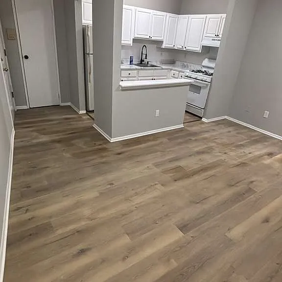 27 Jackson St #2F — Photo 2
