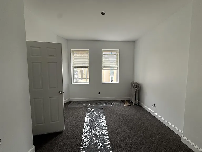 72 Kirkland St #33 — Photo 3