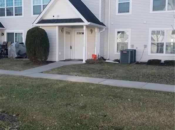143 Ruth Ct, Middletown, NY 10940