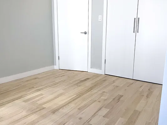 Rented by Realty 2000 Associates Ltd | media 44