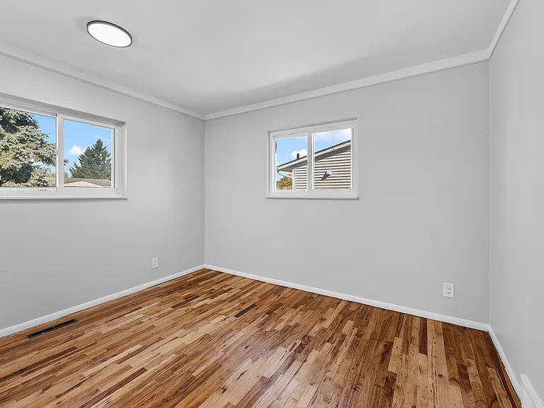 2268 Serra Dr — Photo 13