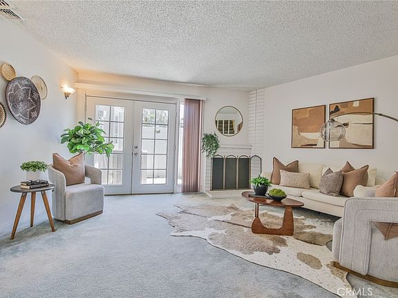 5th image of 10406 Carlyle Ct