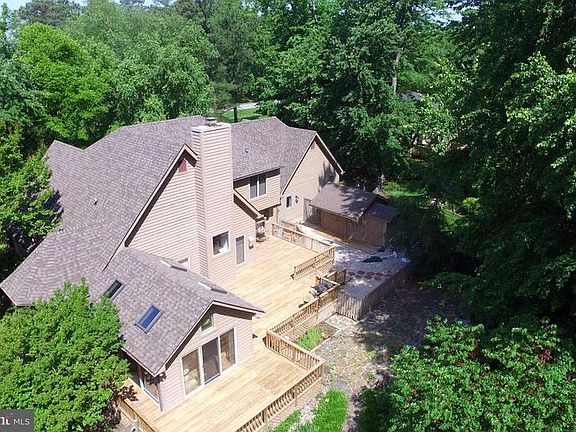 4th image of 38 Prospect Bay Dr W