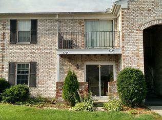 2455 Crew Cir, Dayton, OH