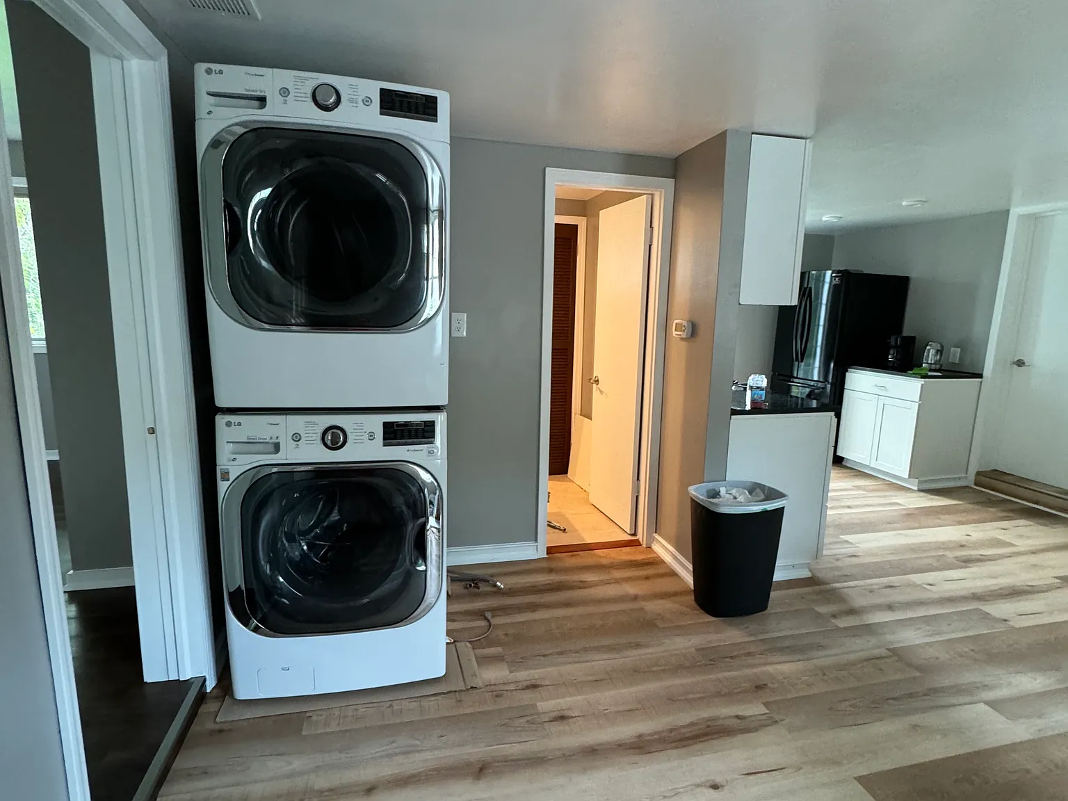 3 bed, 1000 sqft, $1,600 — Photo 4