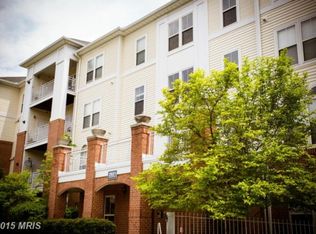 2921 Deer Hollow Way UNIT 111, Fairfax, VA 22031