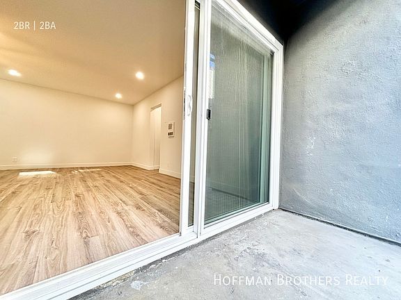 5th image of 15534 Chase St #107A