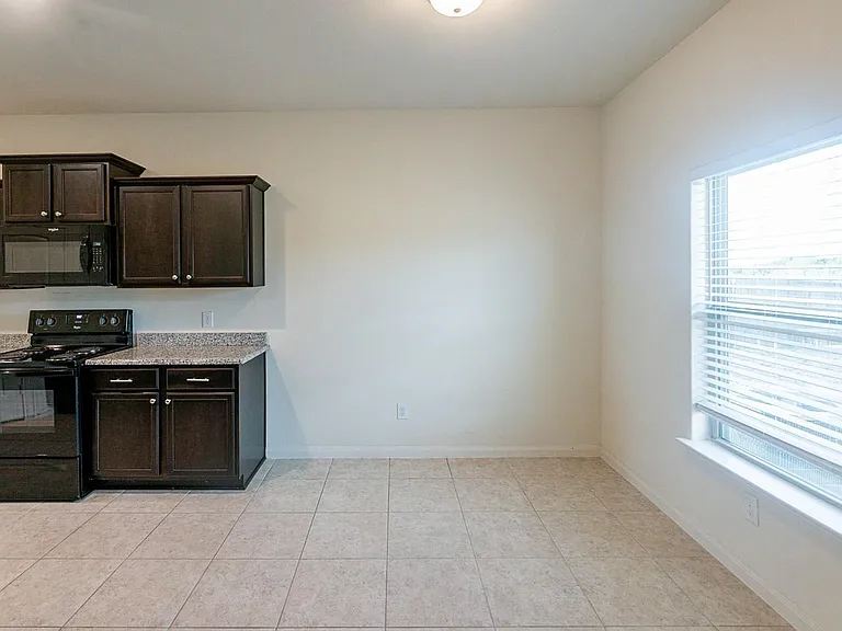 6116 Obsidian Creek Ct — Photo 4