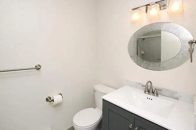 1702 Dolphin Dr — Photo 6
