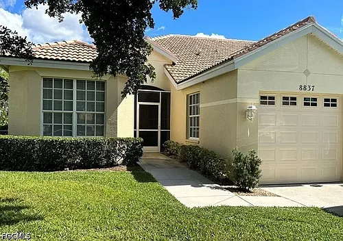 8837 E Bay Cir Photo 1