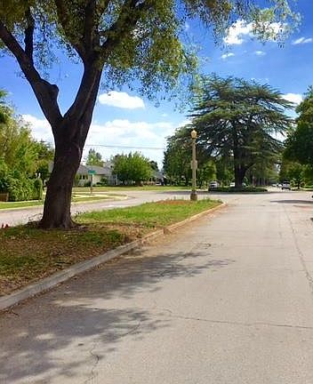 4th image of 3432 Broadmoor Blvd