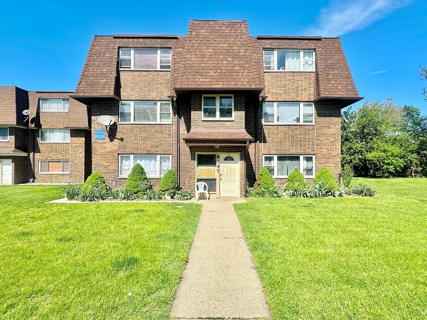 2 bed, 1.0 bath, $1,450 — Photo 1