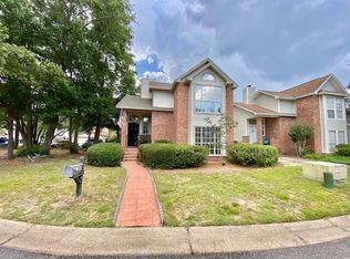 213 Parkwood Cir, Niceville, FL 32578