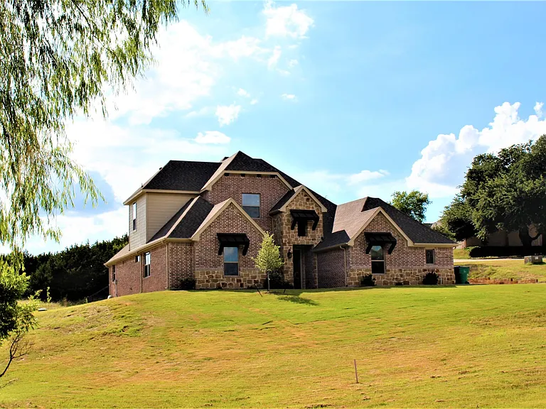 2404 Wills Way Dr — Photo 66